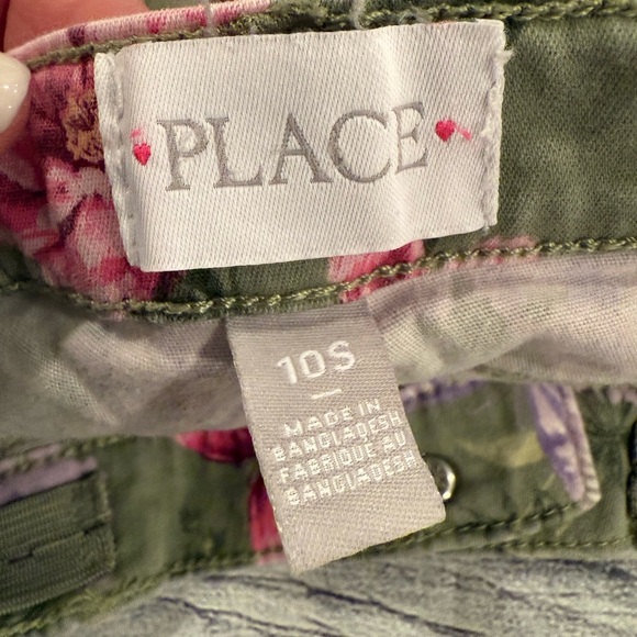 Place Olive Floral Butterfly girls Bermuda Shorts/size 10S - Picture 5 of 10